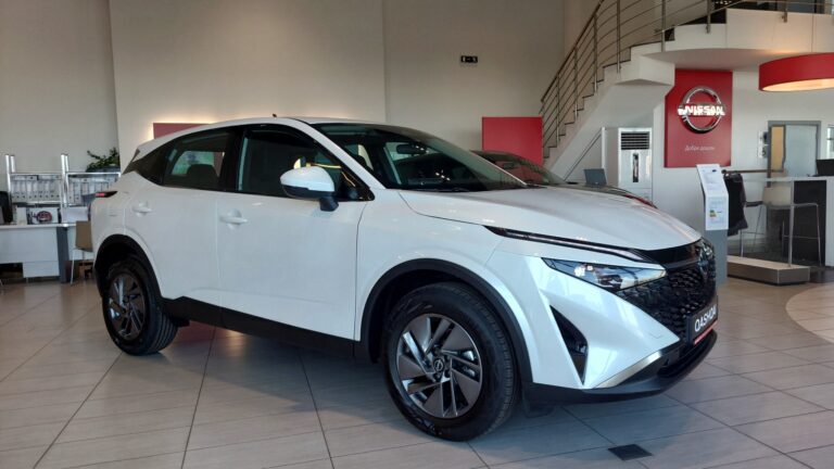 Nissan Qashqai ACENTA 156 MHEV