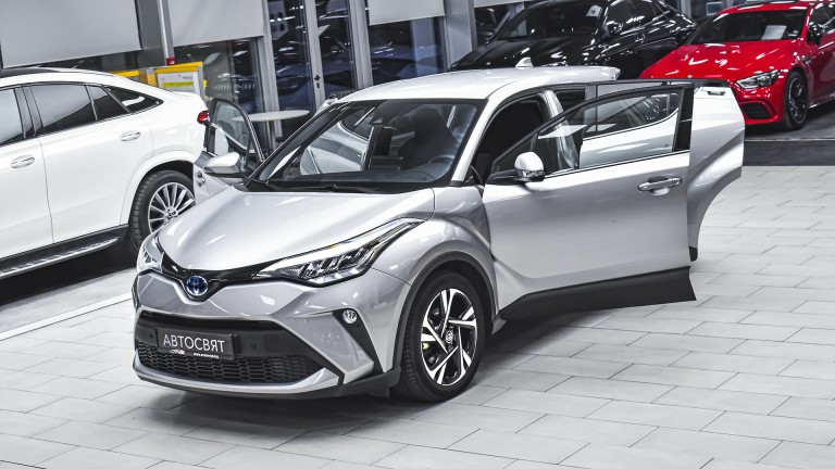 Toyota C-HR 2.0 Hybrid Club Automatic
