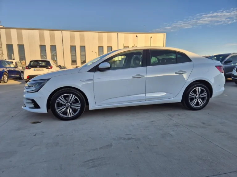 Renault Megane SEDAN INTENS A/T