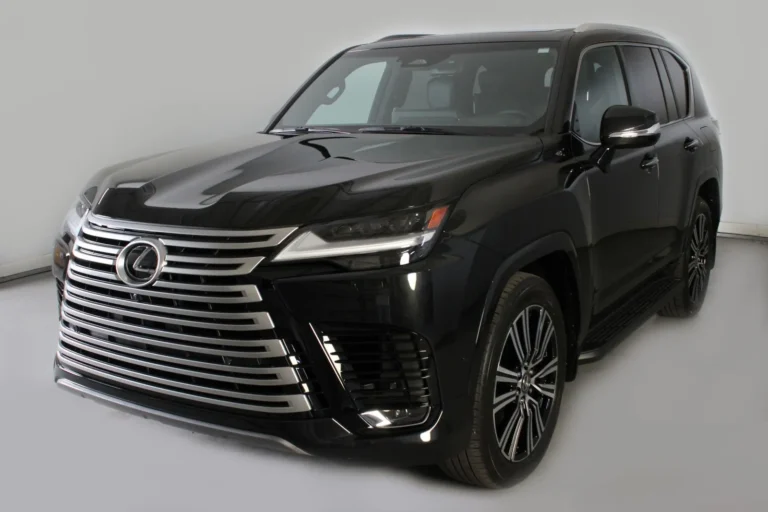 Lexus LX 700h Hybrid, Монитори, Soft Close