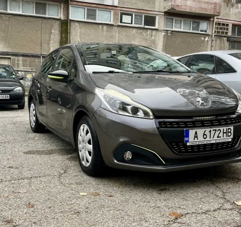 Peugeot 208