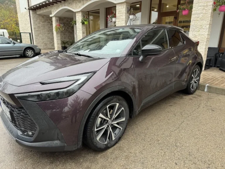 Toyota C-HR 2.0 HEV E-CVT CLUB FWD