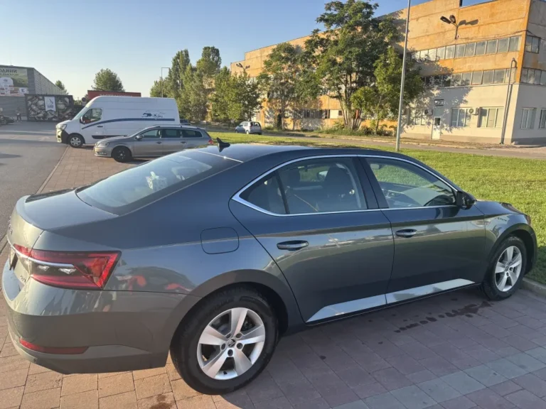 Skoda Superb Амбишън 4×4