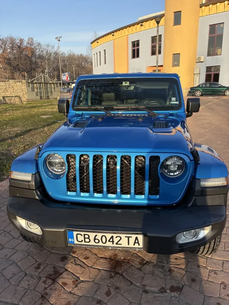 Jeep Wrangler Sahara