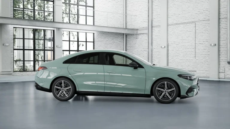 Mercedes-Benz CLA CLA 220 4MATIC