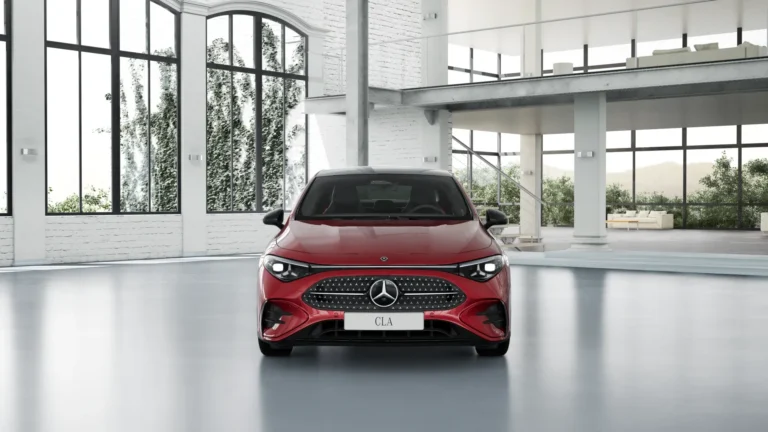 Mercedes-Benz CLA 220 4MATIC