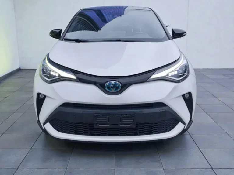 Toyota C-HR 2.0 Hybrid, Facelift Club Bi-tone Гаранция