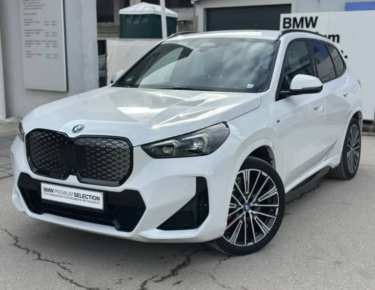 BMW iX1 xDrive30