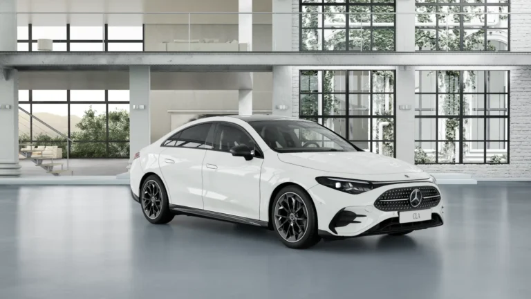 Mercedes-Benz CLA 200 4MATIC