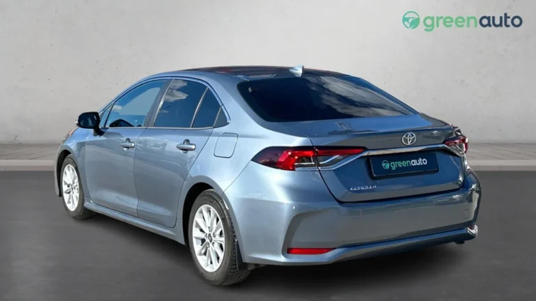 Toyota Corolla 1.5 А/Т