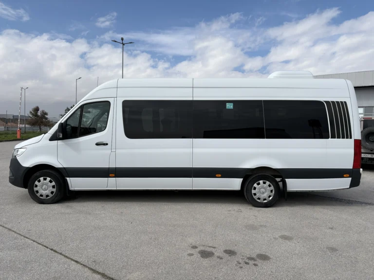 Mercedes-Benz Sprinter 416 15+1