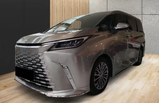 Lexus LM 7 места, LM350h Luxury AWD Pano