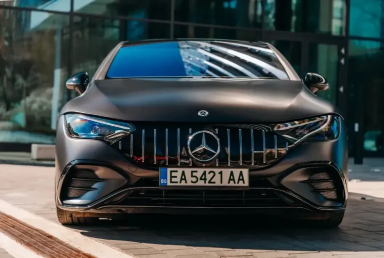 Mercedes-Benz EQE 43 AMG