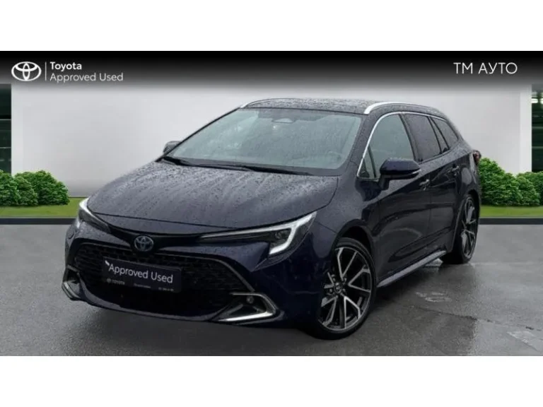 Toyota Corolla TS 1.8HSD LOUNGE PANORAMA