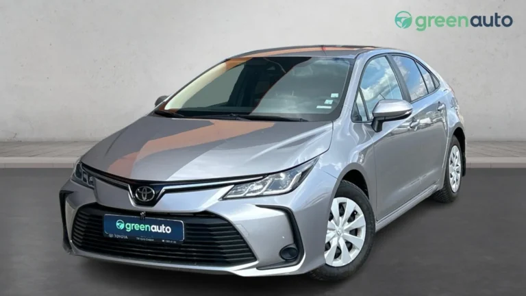 Toyota Corolla 1.5i M/T