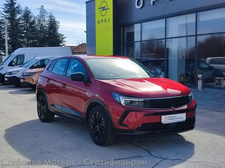Opel Grandland X SUV 131к.с. Бензин