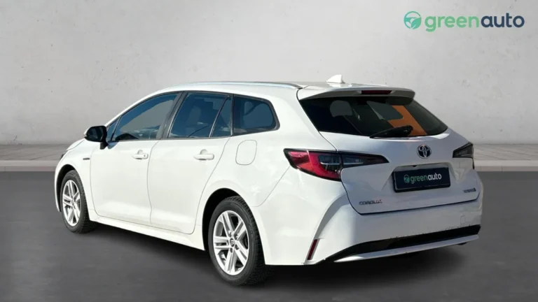 Toyota Corolla 1. 8 HSD Executive