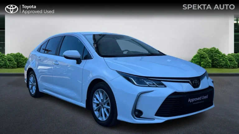 Toyota Corolla 1.5i A/T