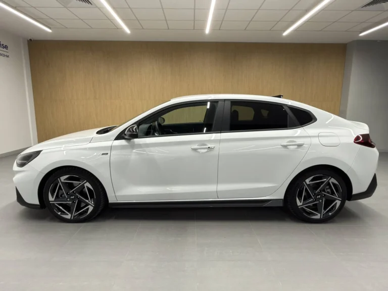 Hyundai i30 FASTBACK EXCLUSIVE N Line