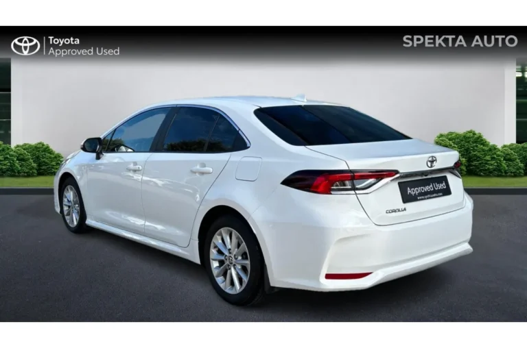 Toyota Corolla 1.5i  A/T