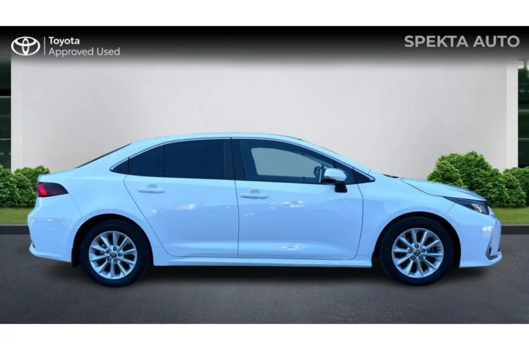 Toyota Corolla 1.5i A/T