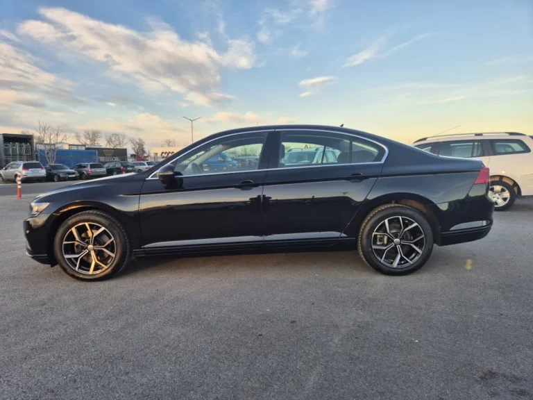 VW Passat Sedan  НОВ-А/Т-2.0 TDI-150кс