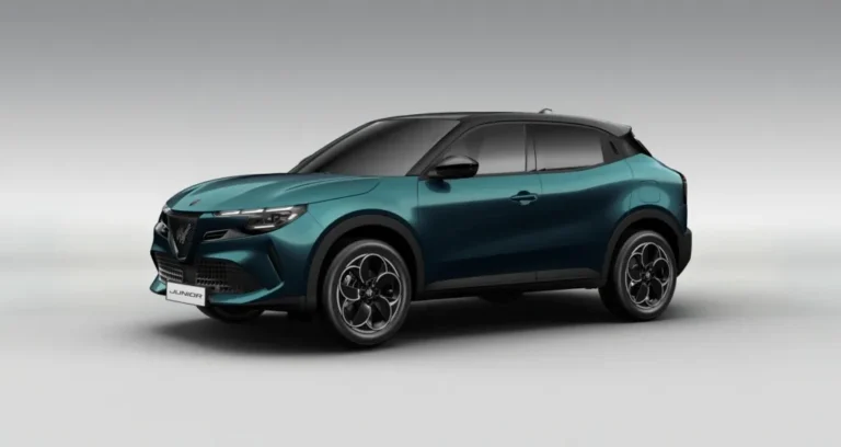 ALFA ROMEO JUNIOR IBRIDA Q4