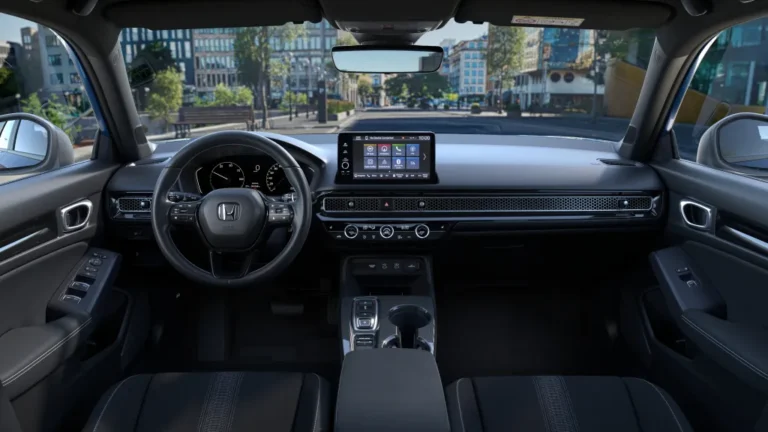 Honda Civic Elegance e:HEV