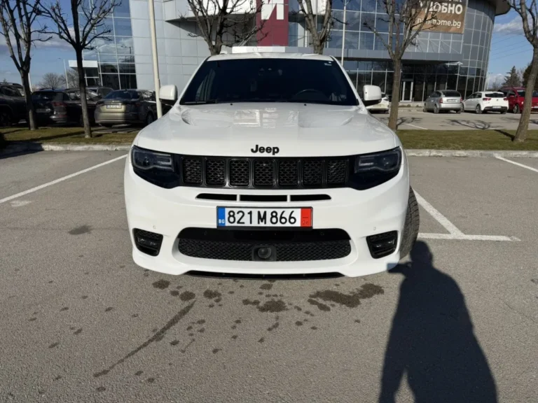 Jeep Grand Cherokee SRT