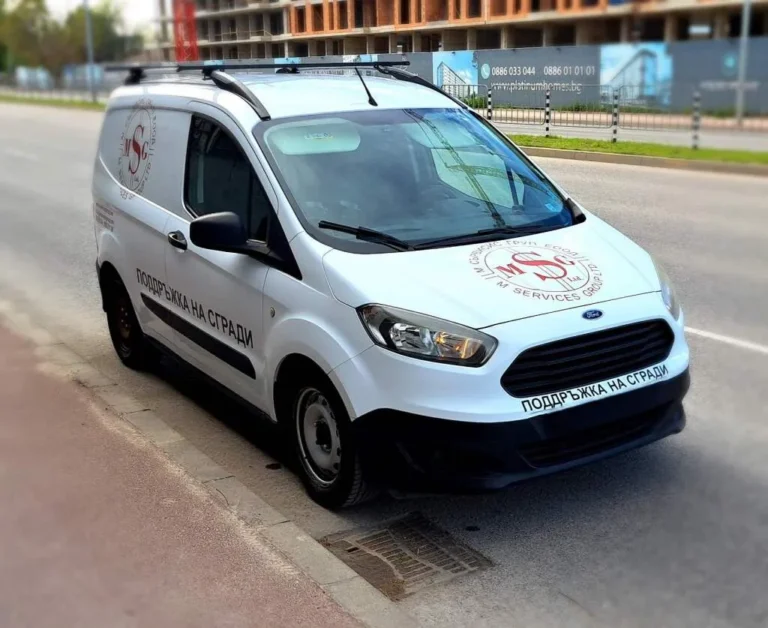 FORD TRANSIT COURIER