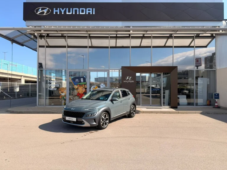 Hyundai KONA PREMIUM