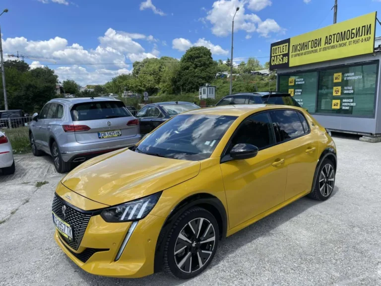 Peugeot E-208 GT