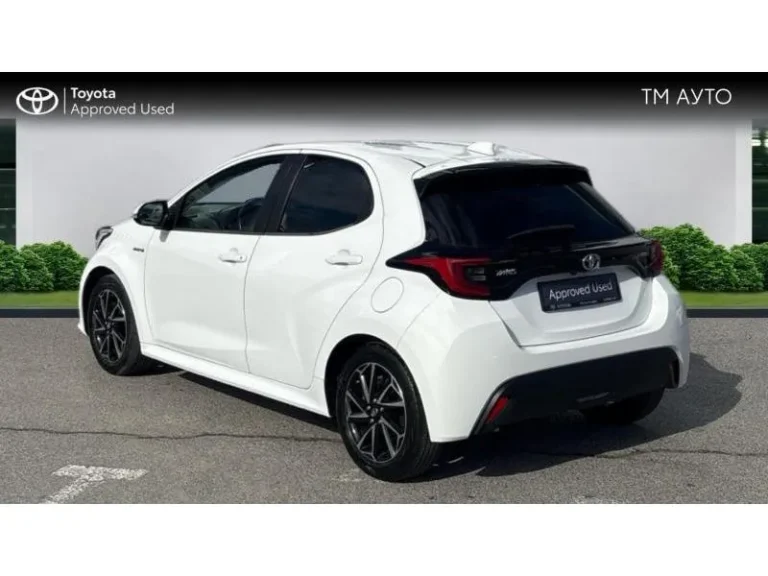 Toyota Yaris 1.5 HSD CVT FWD CHIC