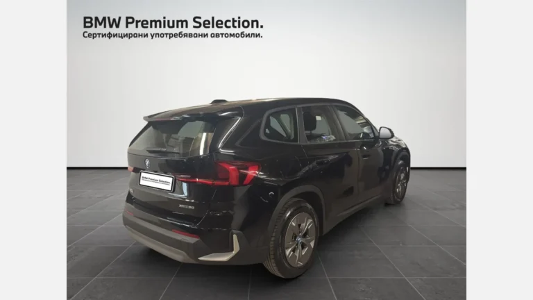 BMW iX1 xDrive30