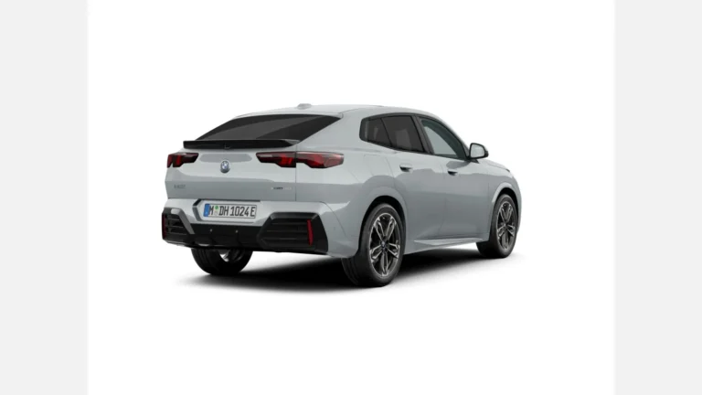 BMW iX2 xDrive30