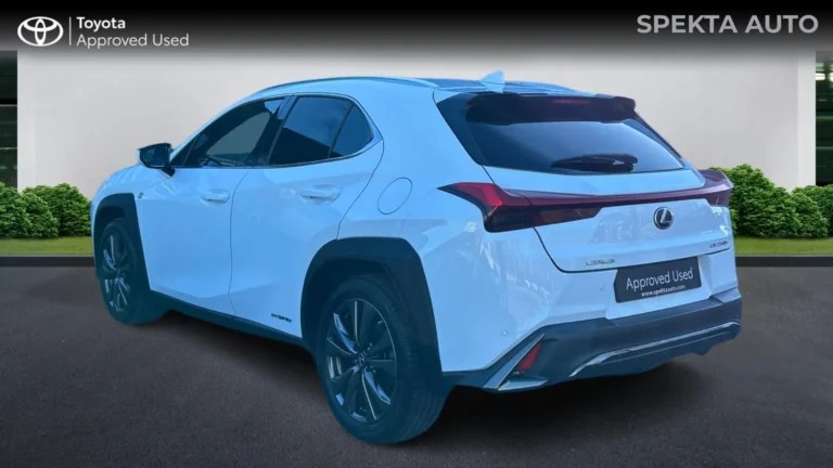 Lexus UX 250h