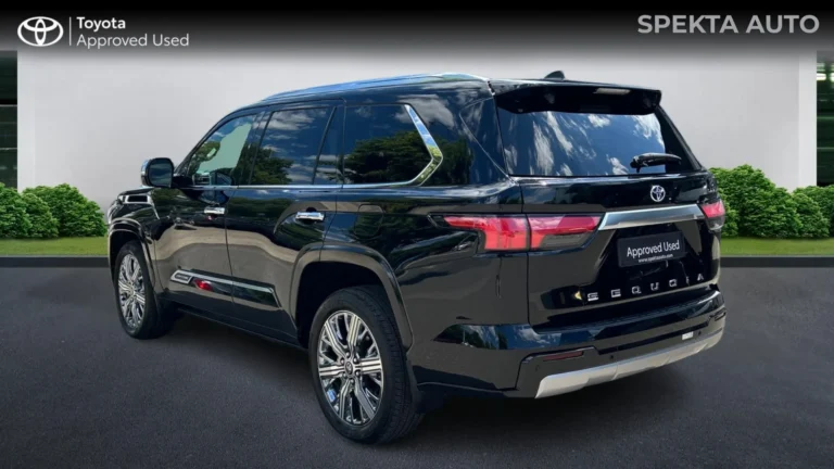 Toyota Sequoia