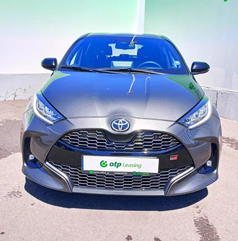 Toyota Yaris HYBRID