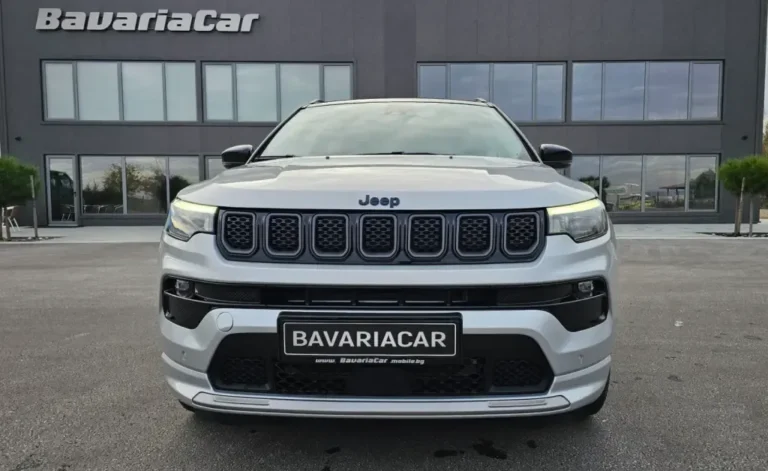 Jeep Compass T4 4xe PLUG-IN HYBRID Automatik S* 241PS* Euro6d