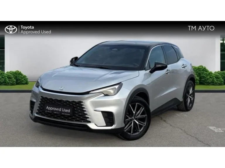 Lexus LBX 1.5HSD COOL FWD