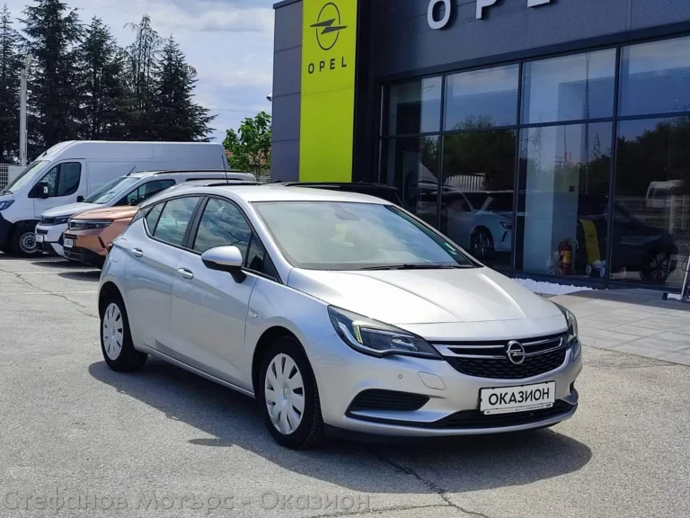 Opel Astra K 4-вр. Хечбек 136к.с. Дизел