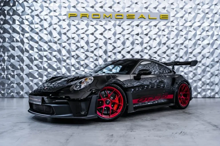 Porsche 911 GT3 RS Weissach