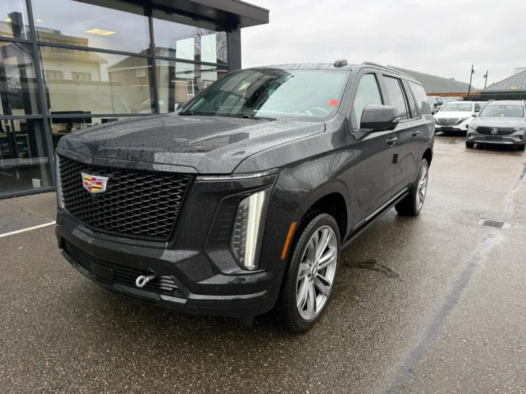 Cadillac Escalade LWB, Platinum Sport, 7 места, Гаранция
