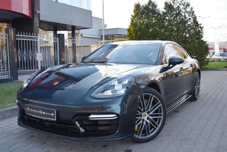 Porsche Panamera Turbo