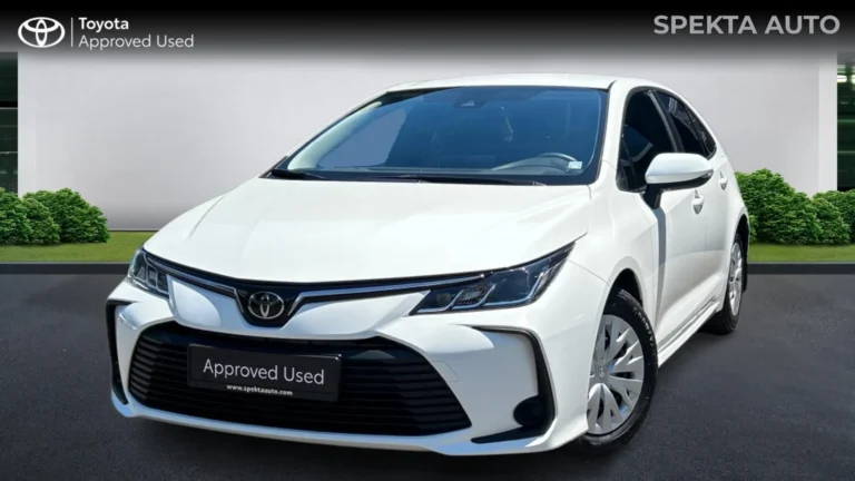 Toyota Corolla 1.5i M/T