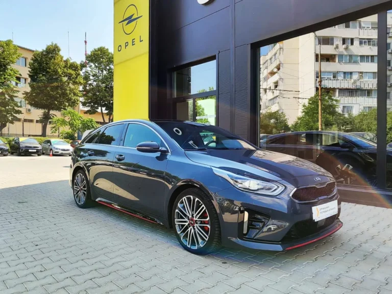 Kia ProCeed 4-вр. Комби 204к.с. Бензин