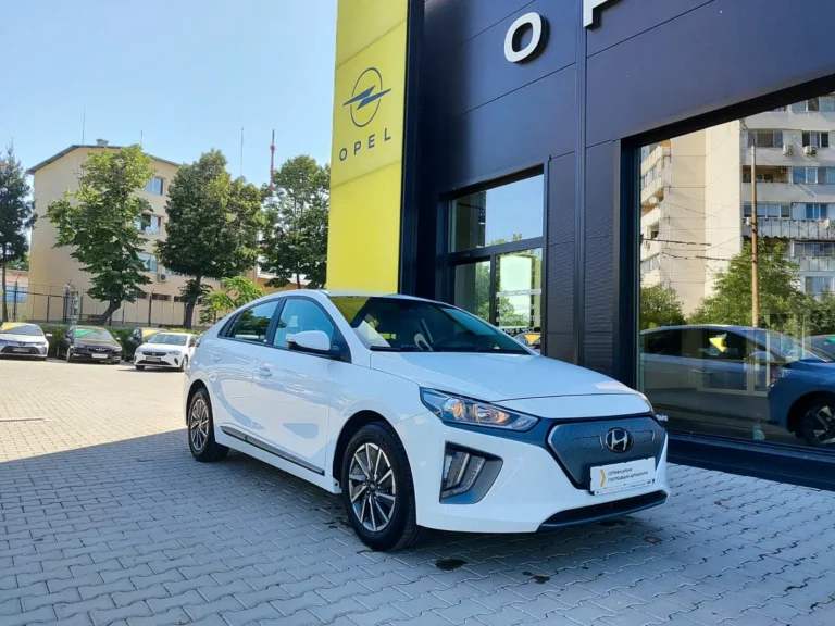 Hyundai Ioniq 4-вр. Хечбек 136к.с. Електрически