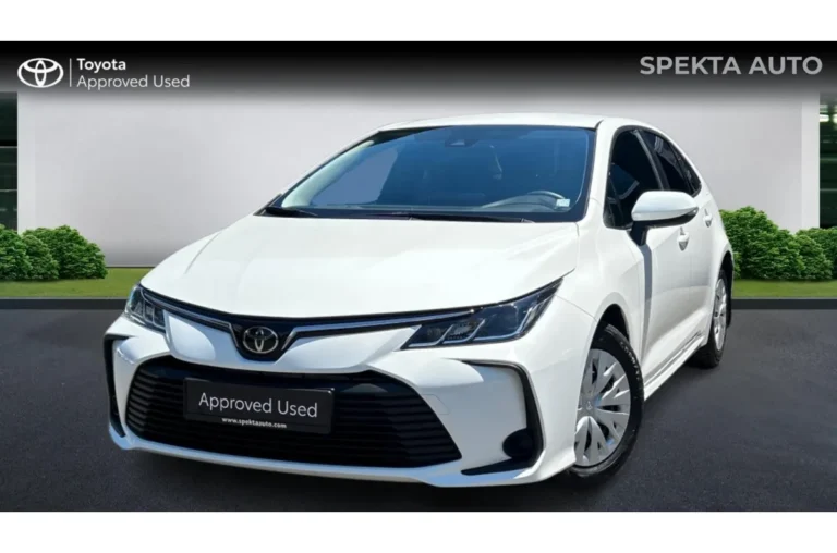 Toyota Corolla 1.5i M/T