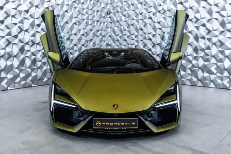 Lamborghini Revuelto Verde Gea*Carbon