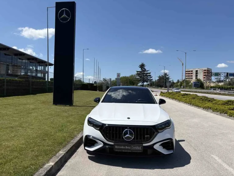 Mercedes-Benz E 53 AMG Plug-in Hybrid 4MATIC+ AMG SPEEDSHIFT TCT 9G AMG